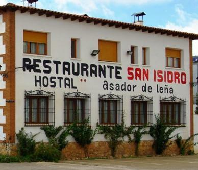 Hostal Restaurante San Isidro キンタナル・デ・ラ・オルデン エクステリア 写真